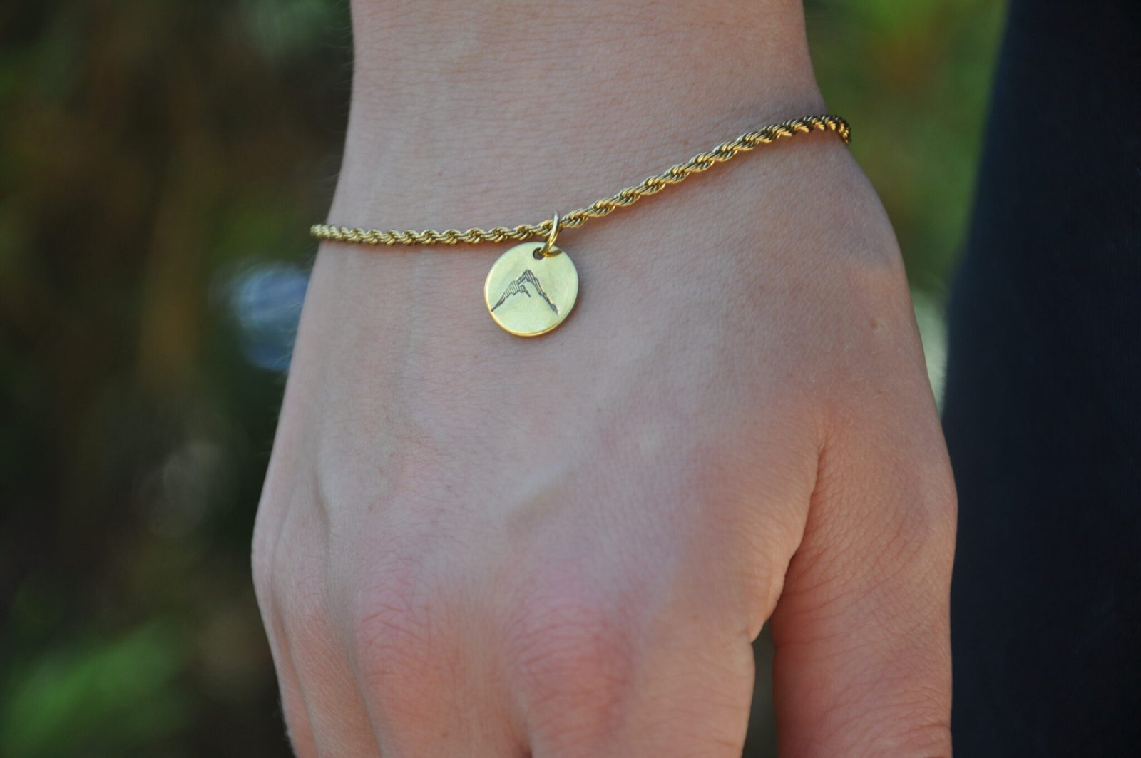Summit Series Pendant Gold Rope Bracelet