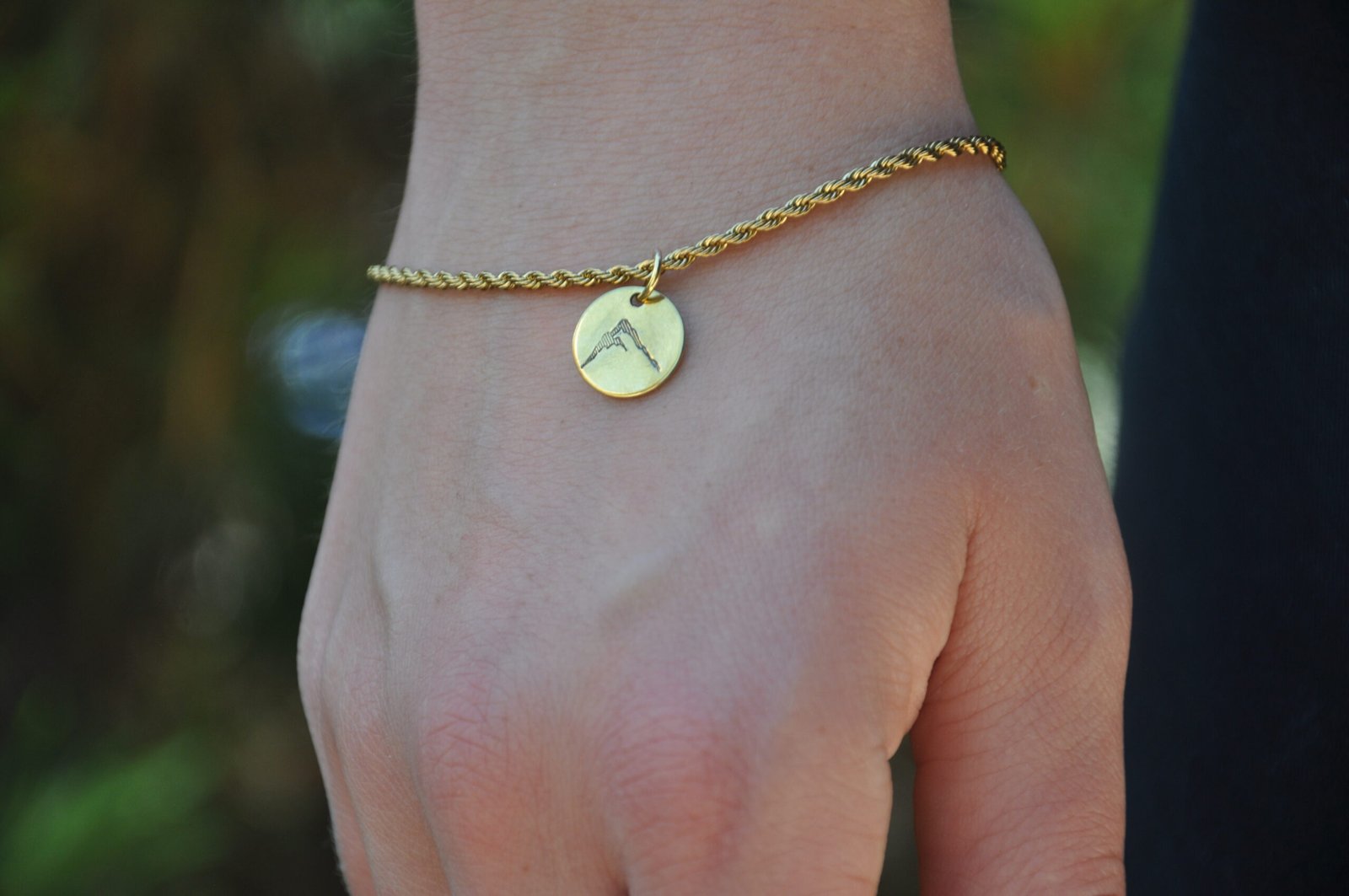 Summit Series Pendant Gold Rope Bracelet