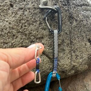 Hanger bolt earring with silver biner blue QuickDraw